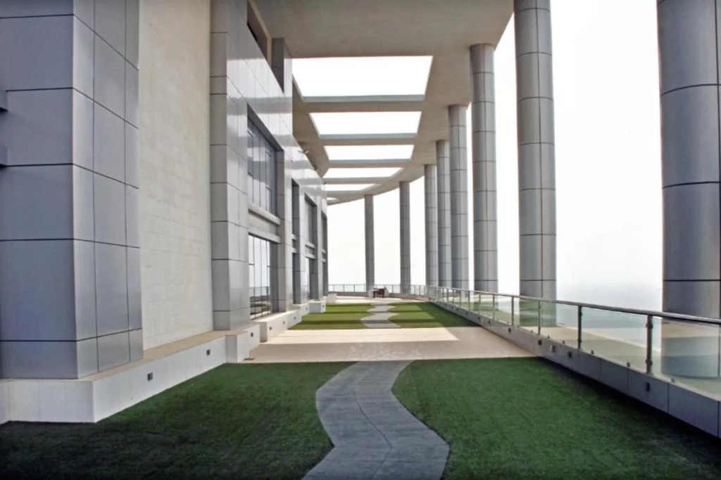 Seafront Luxury Suites Jeddah Corniche