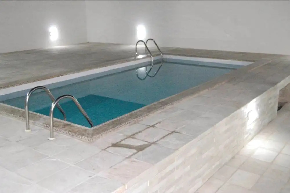 Oasis Hotel