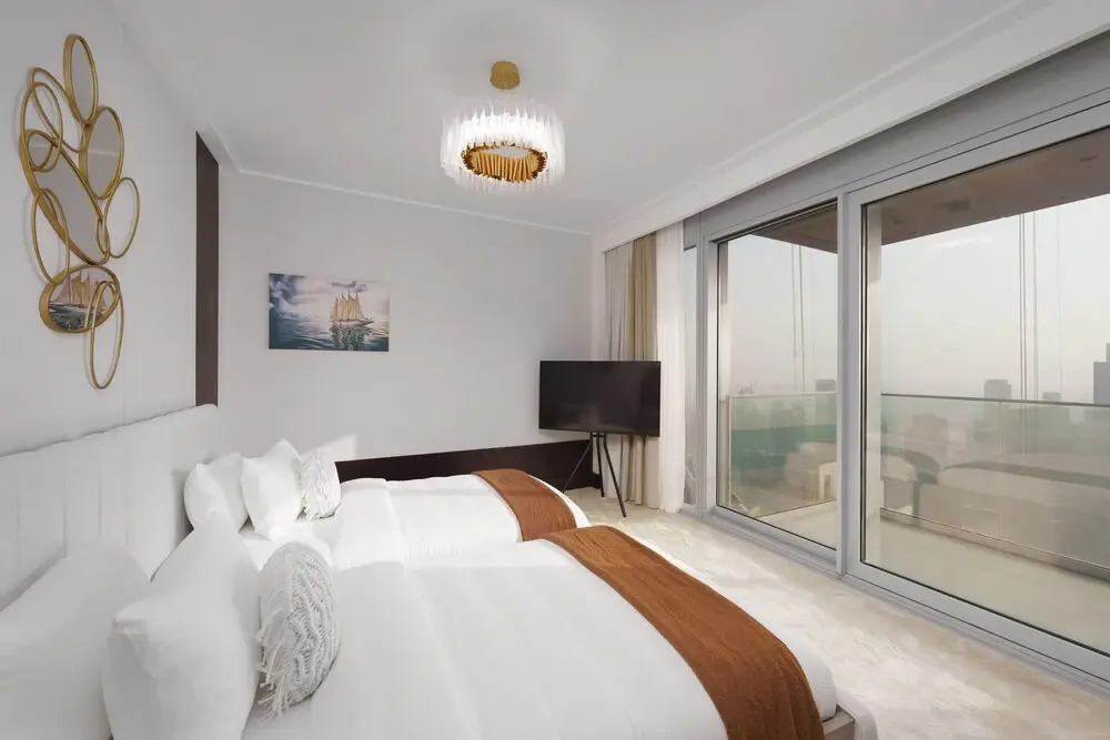 Maison Privee - Ultra Chic High-Floor Apt w/ Direct Burj Khalifa & Fountains Views