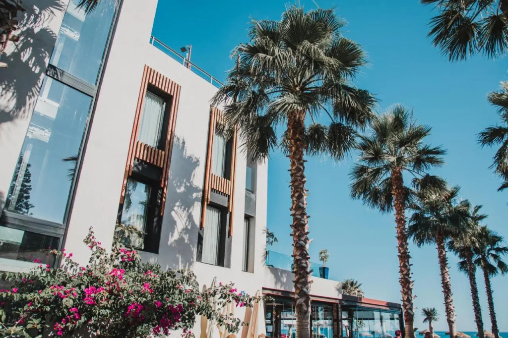 H Boutique Peña Parda