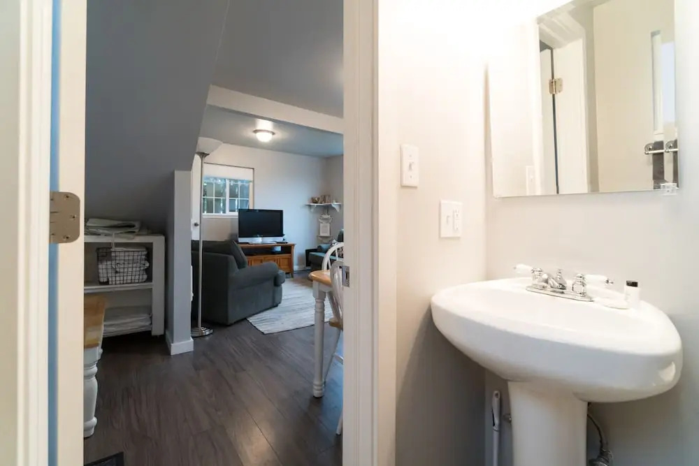 622 Holladay 1 Bedroom 1 Bathroom Home