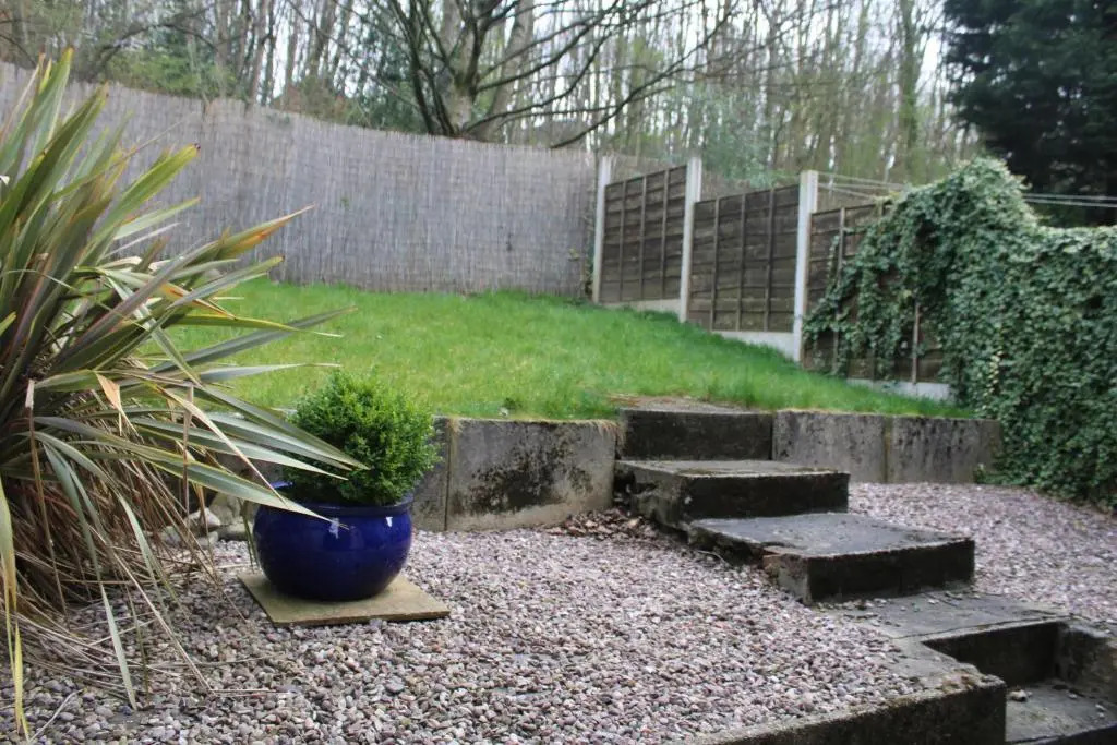 Cosy 3 bedroom house in quiet residential area