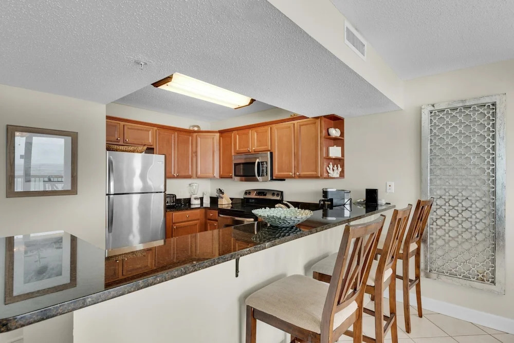 Pelican Beach Resort 801