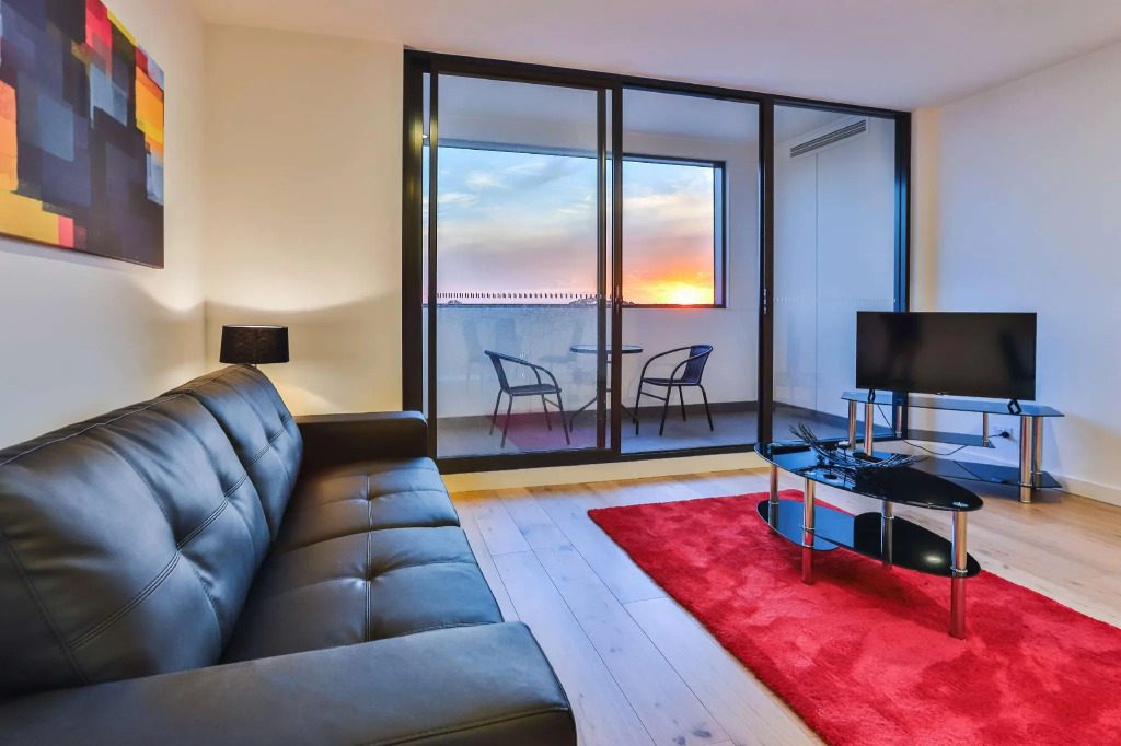 Melbourne Knox Central Apartment Hotel Official
