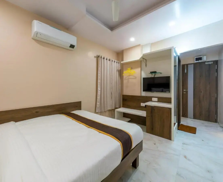 Hotel AATITHYA SATKAR