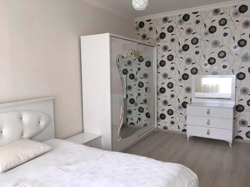 Flat. Ninoshvili Street. ?25