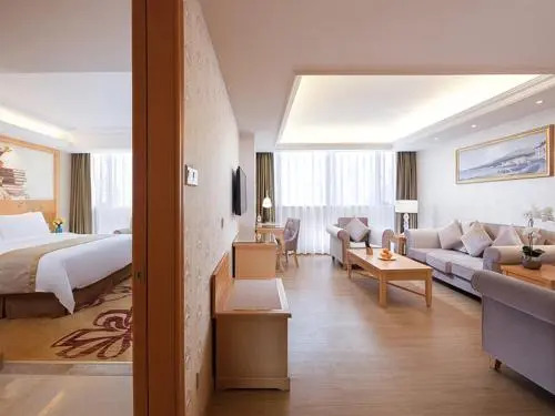 Vienna Hotel Zhongshan West District