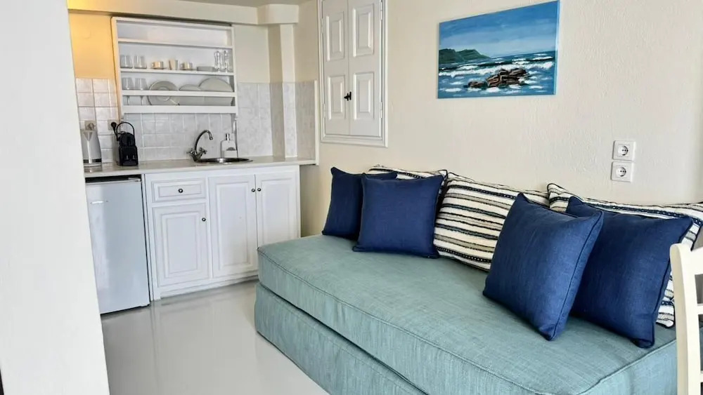 Santorini Theasis Suites
