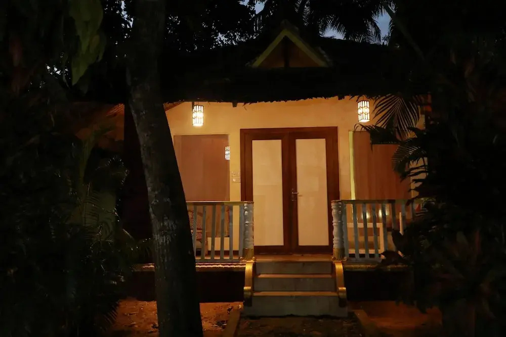 Phoenix Island Resort Poovar