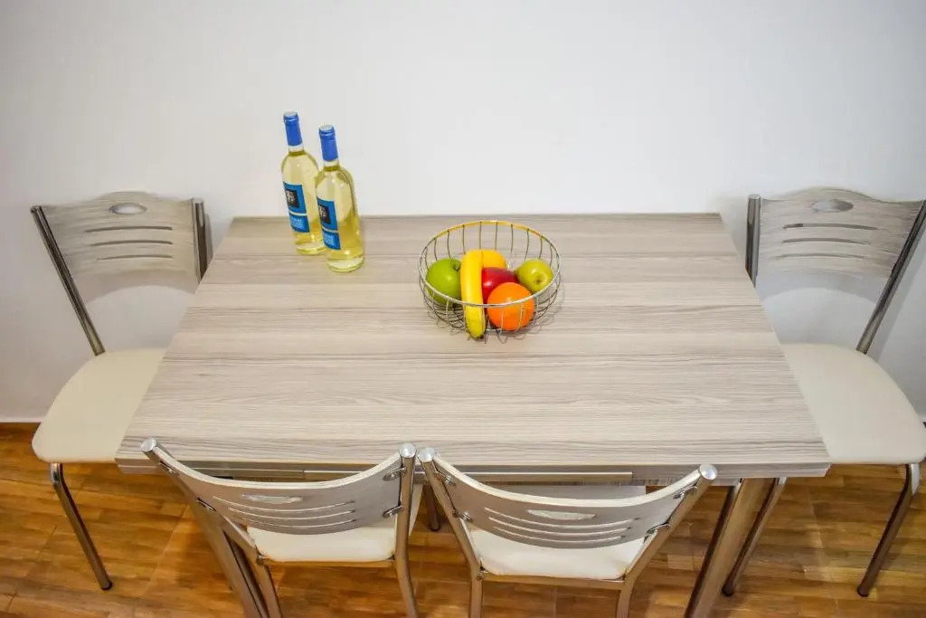La Maison Plakes 3 BDR Apt