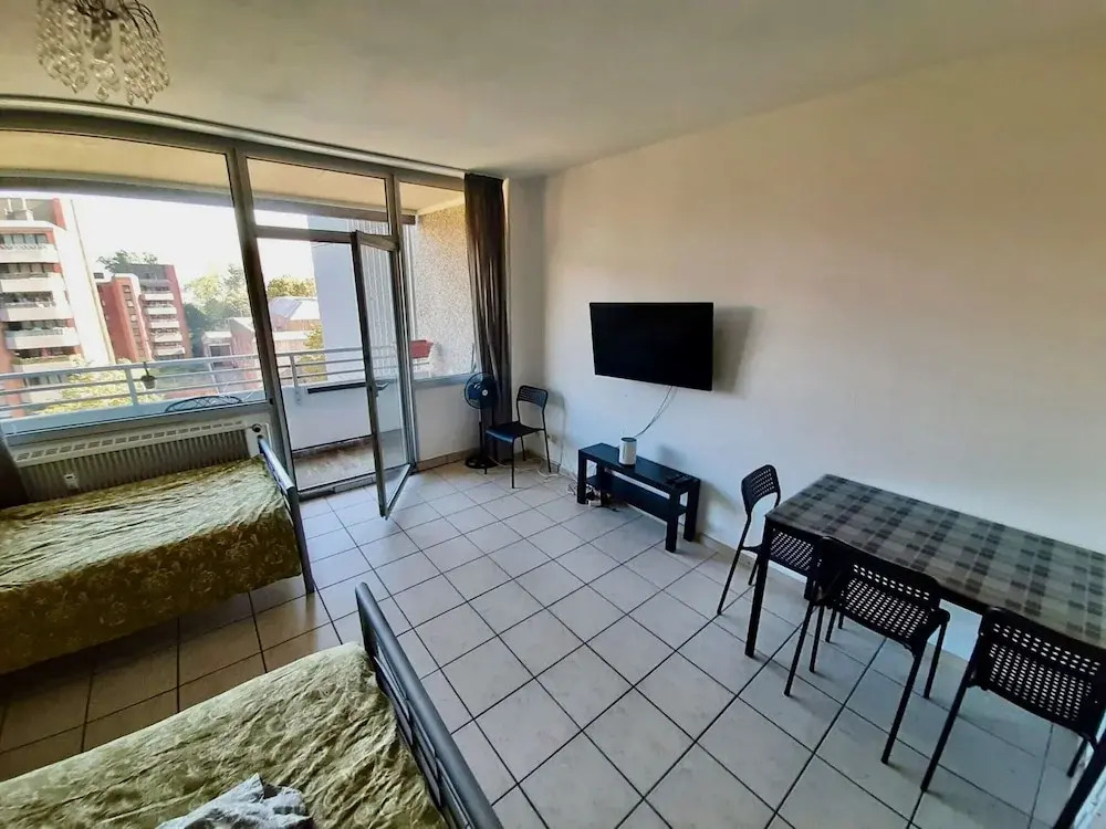 Apartment With Balcony, Neuss