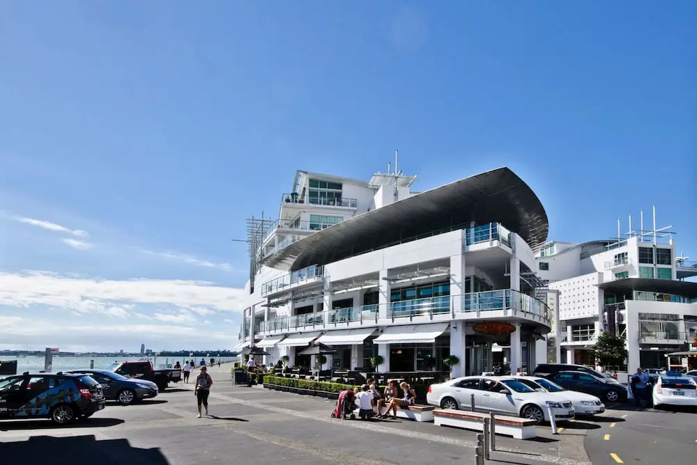QV Waterfront & Carpark Apartment- 263