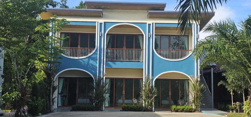 Baannai Lake View Resort