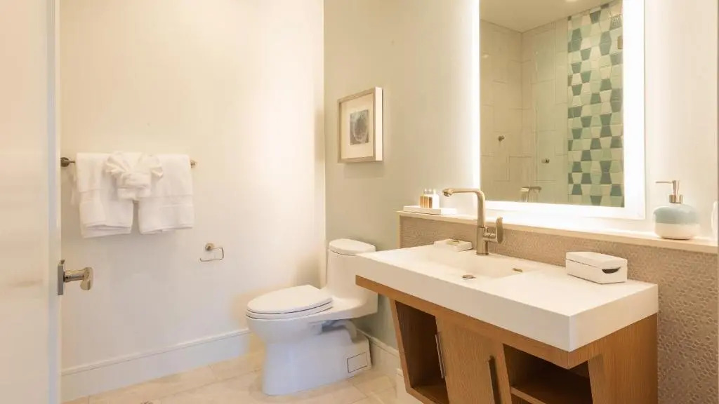 Maui Westside Presents - Luana garden Villa 8B
