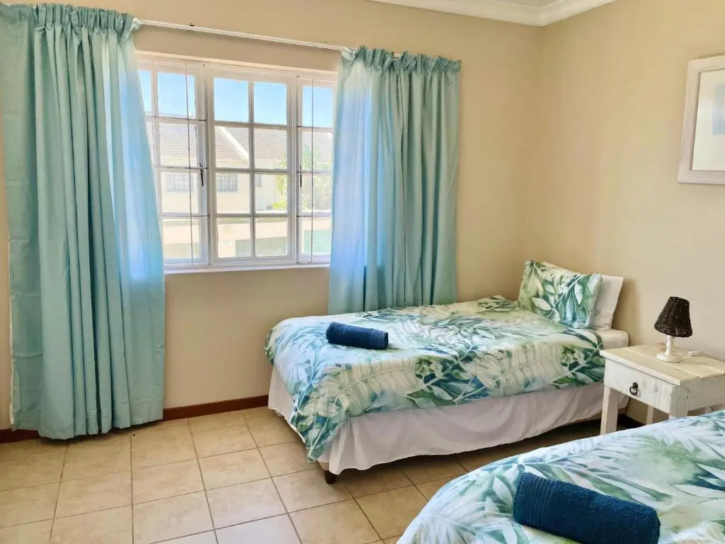 65 Settler Sands Beachfront Accommodation