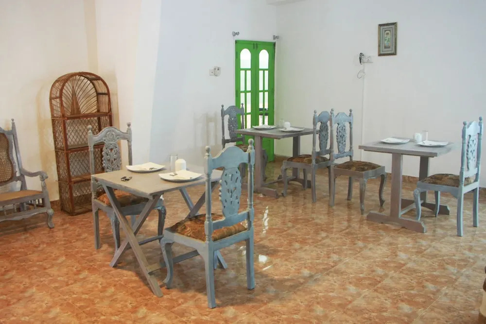 Negombo Beach by Flipflop Hostels