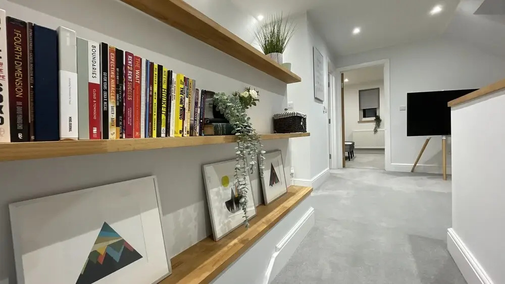 5 Star Unique Luxury Detached Apartment in Windsor