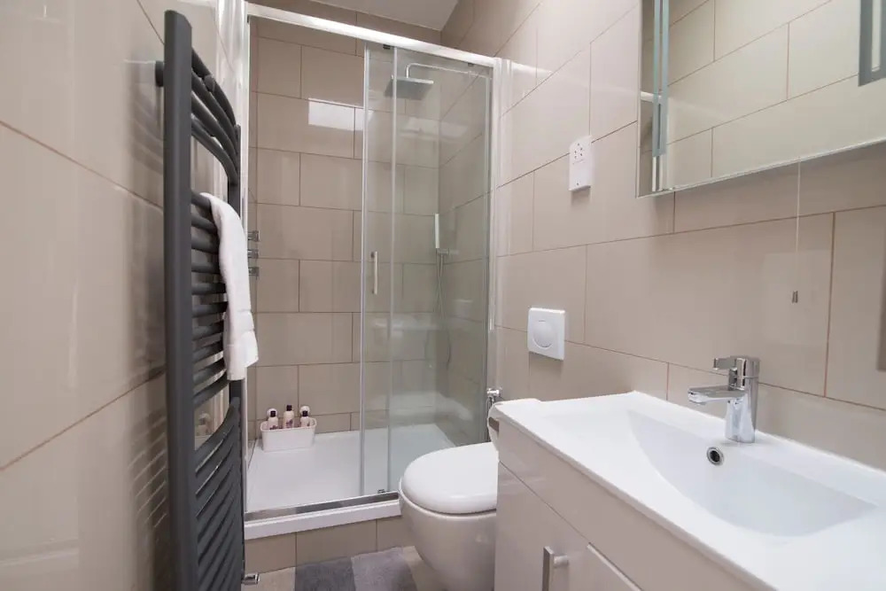 Bright 1 Bedroom Apartment in Kilburn