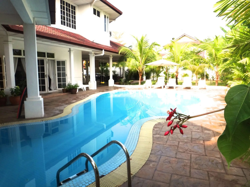 Rumah Putih B&B Sepang - KLIA 1&2
