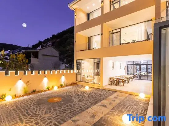 September·Trvael Luxury Sea View Leisure Resort (Doubly Corridor Erhai Store)