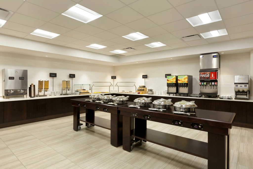 Embassy Suites by Hilton Chicago Lombard