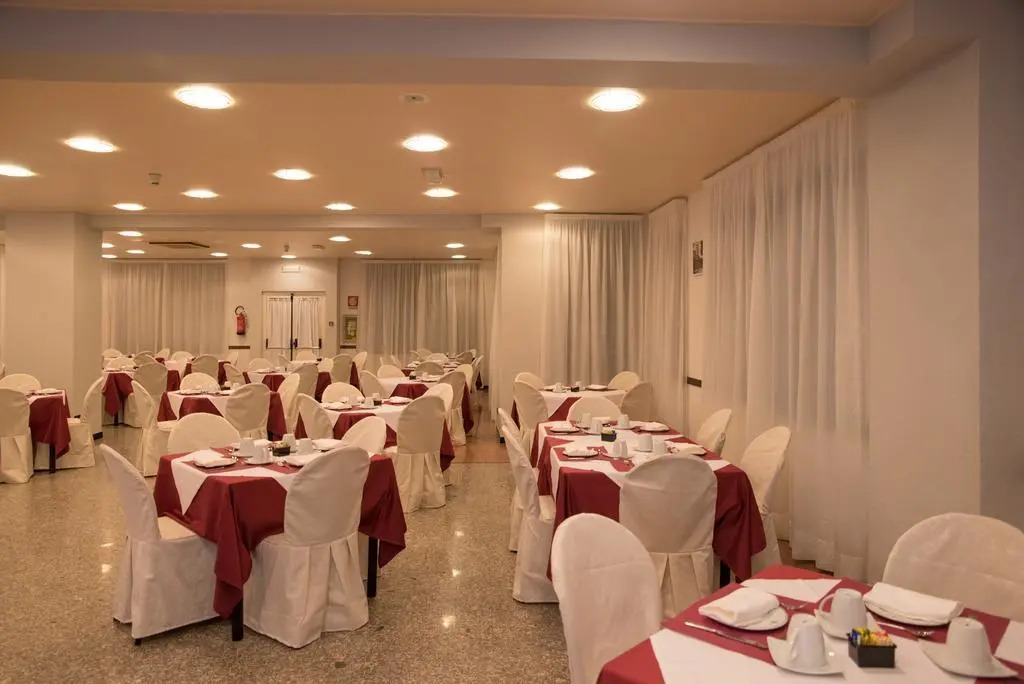 New Petit Hotel