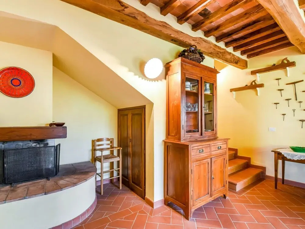 Private Garden and Pool, Near Siena and Crete Senesi