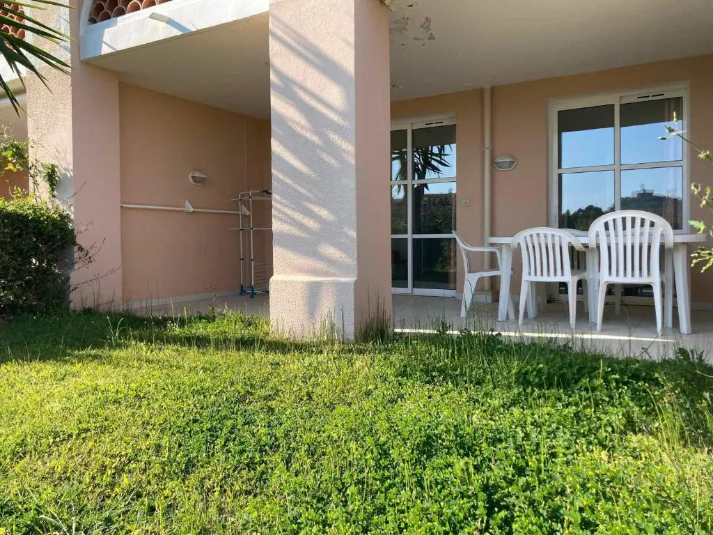 Appartement Saint-Raphaël, 3 pièces, 6 personnes - FR-1-504-614