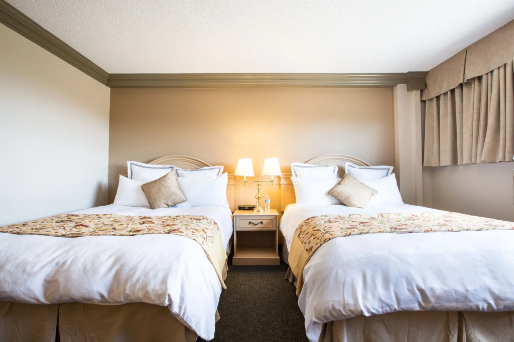 Nomad Hotel & Suites