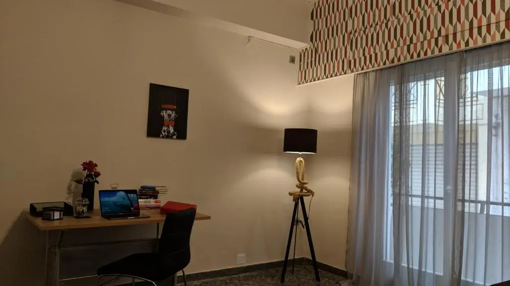 73sq Apt near Athens and Piraeus port with backyard