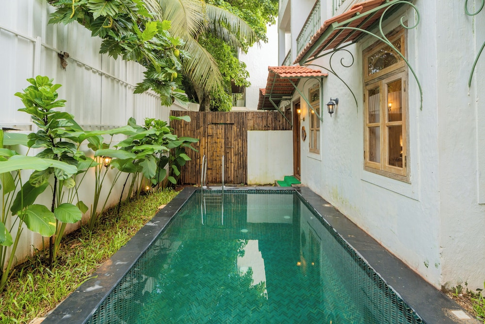 Elivaas Amayah Neer Serene 3BHK Villa