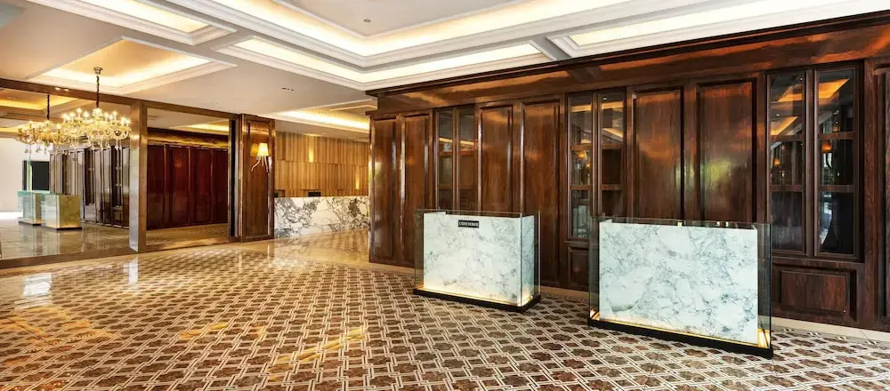 Levenue Hotel
