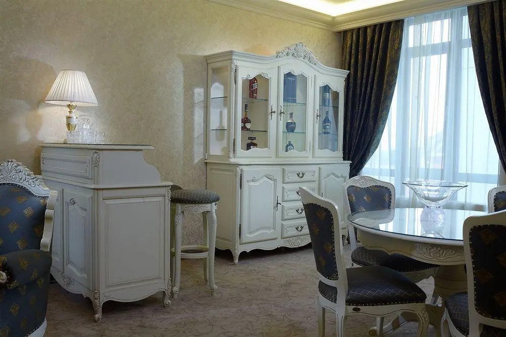 Отель Savoy