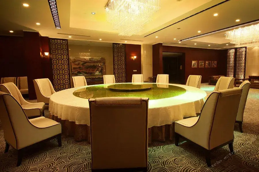 Chengdu Xinhua Hotel