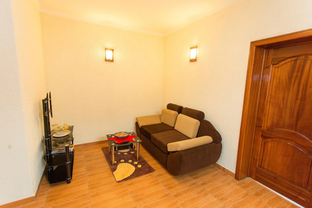 Eden Escape Apartments