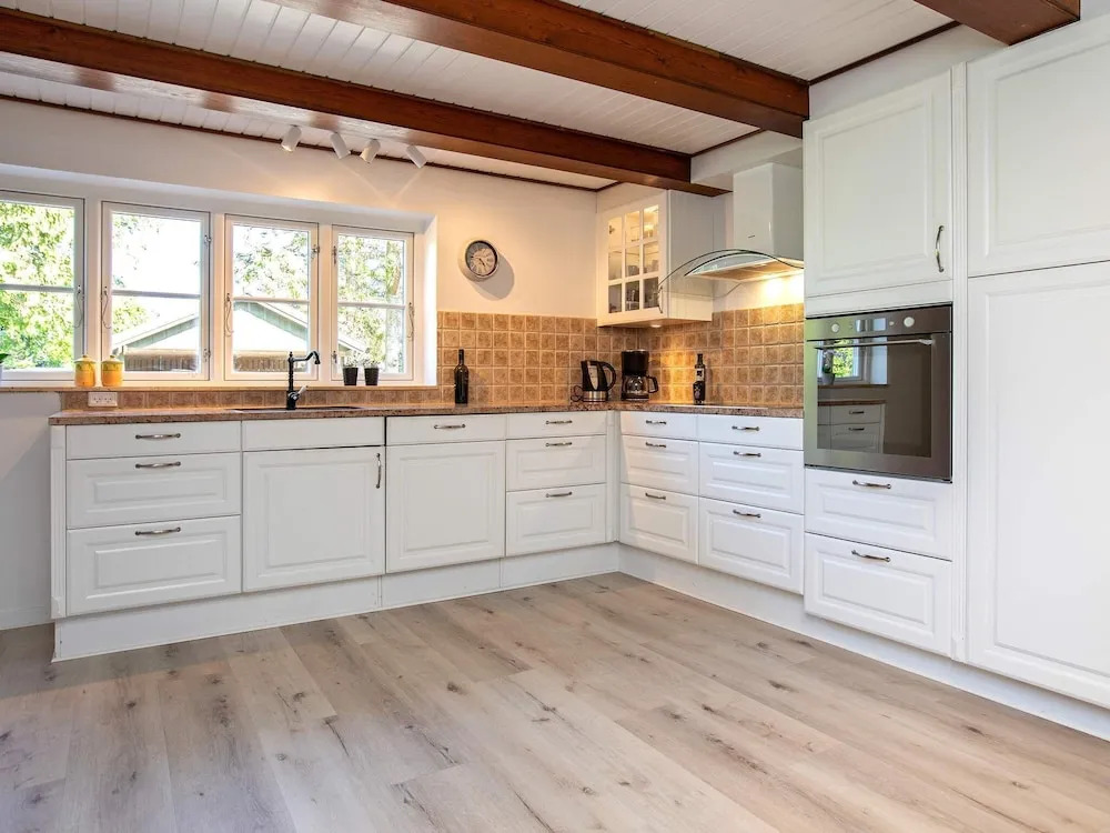 10 Person Holiday Home in Rødvig Stevns