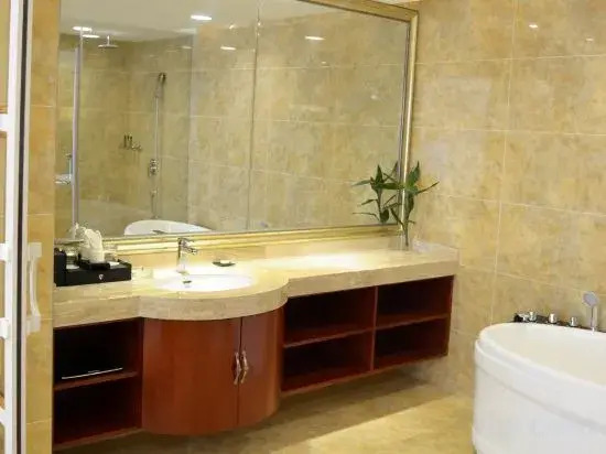 Dong Zheng International Hotel