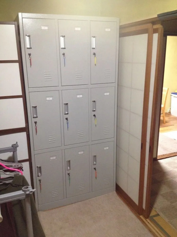 Shin-Osaka Backpacker's Hostel