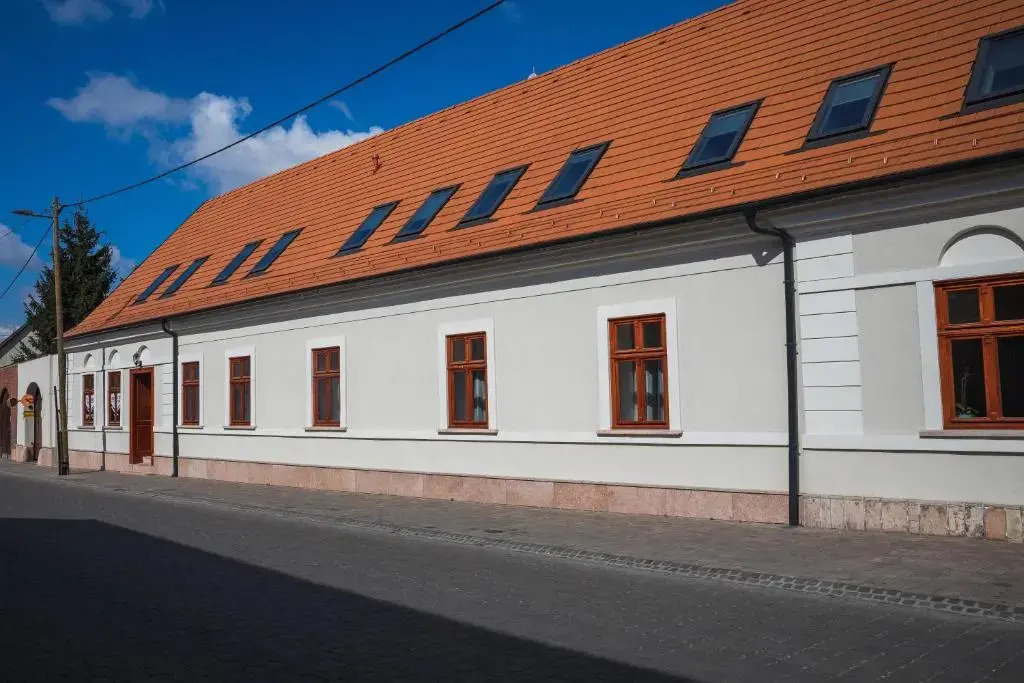 Kossuth Apartmanház