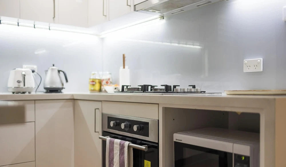 Metawise Luxury 3BR Terrace in The Heart of Sydney