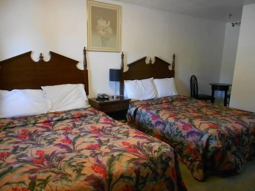 Lamplighter Motel - Clinton, Connecticut