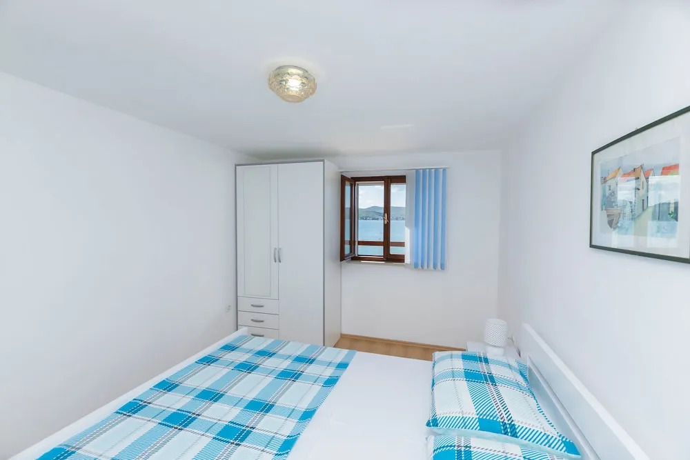 Apartment Island Dream