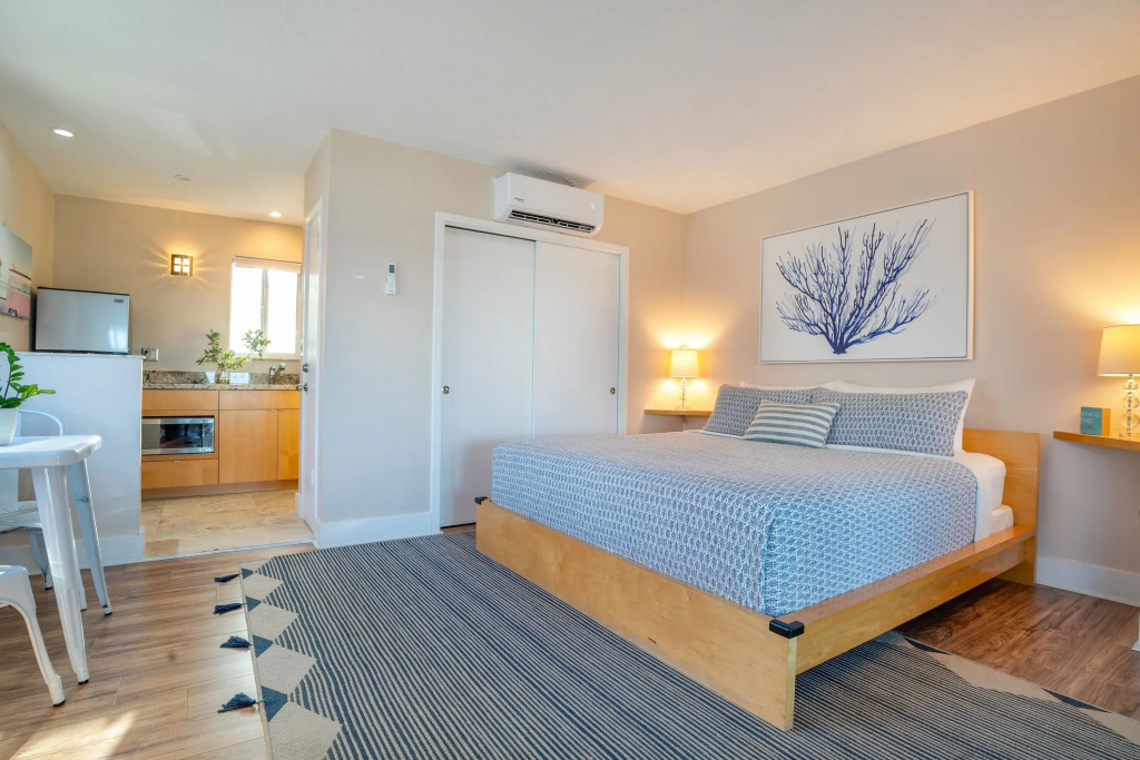 Rate Discounts! Beachside Home, Pool + Ocean Views Beach Haven by Avantstay