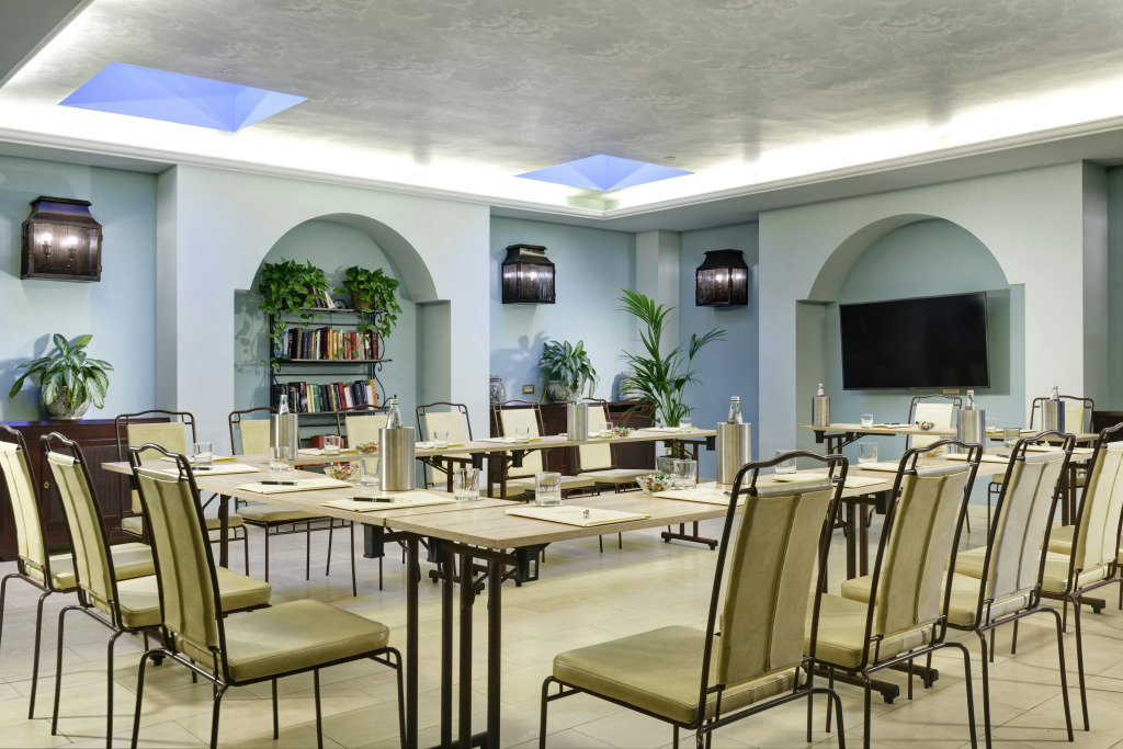 Grand Hotel Savoia Genova, Curio Collection by Hilton