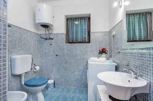 Apartments Mirna