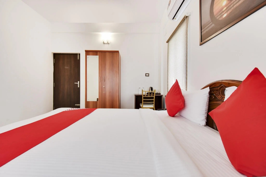 OYO Flagship 76298 Prime Suites