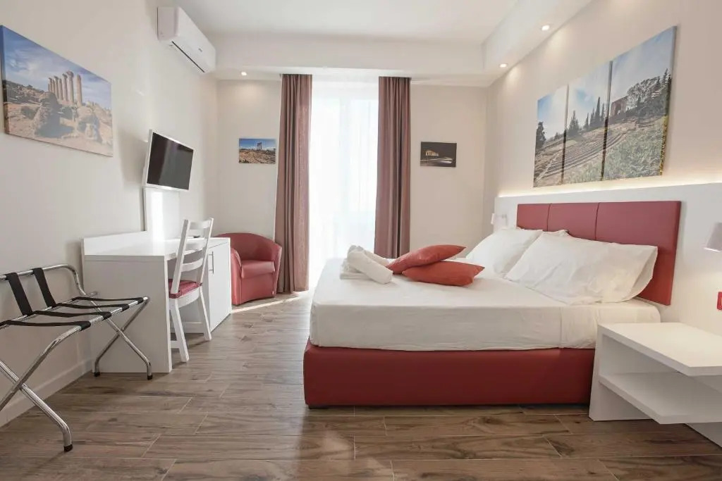 Esseneto Rooms