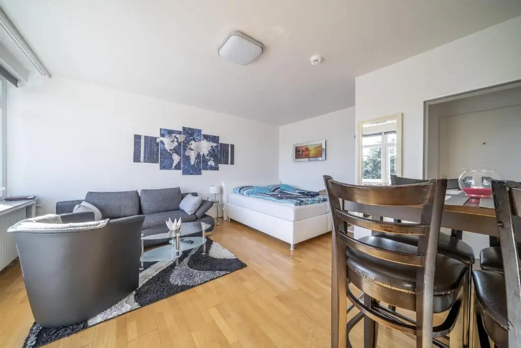 Id 6897 - Private Apartment
