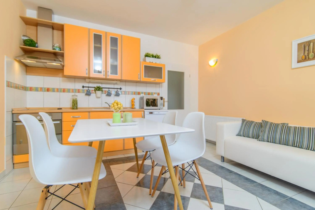 Family-friendly apartments with swimming pool Okrug Gornji, Ciovo - 18827