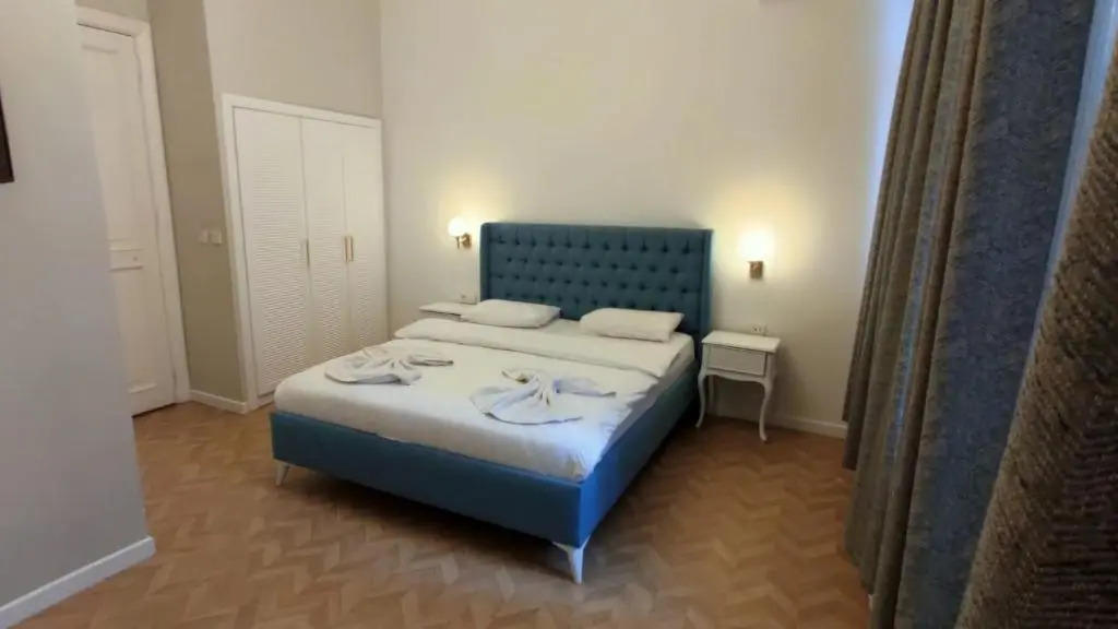Verna Hotel